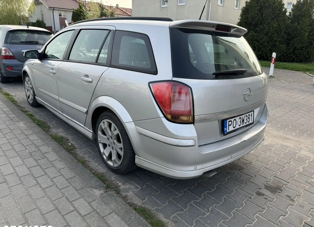 Opel Astra cena 7000 przebieg: 370000, rok produkcji 2006 z Poznań małe 137